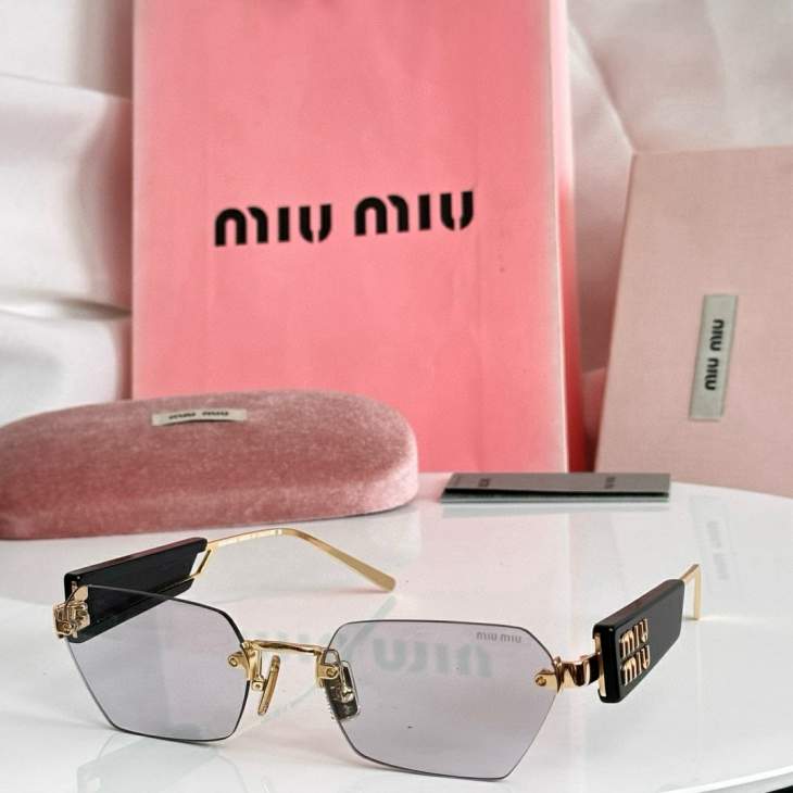 Picture of Miu Miu Sunglasses _SKUfw79339152fw